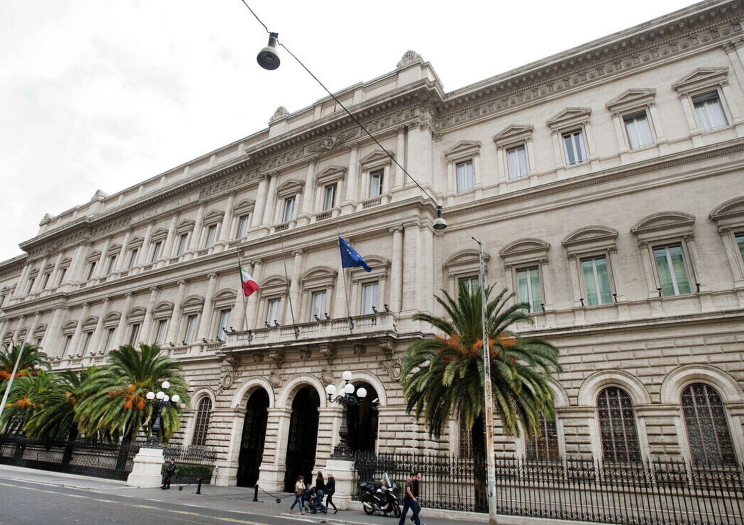 Dazi Usa, la Banca d'Italia taglia le previsioni del Pil