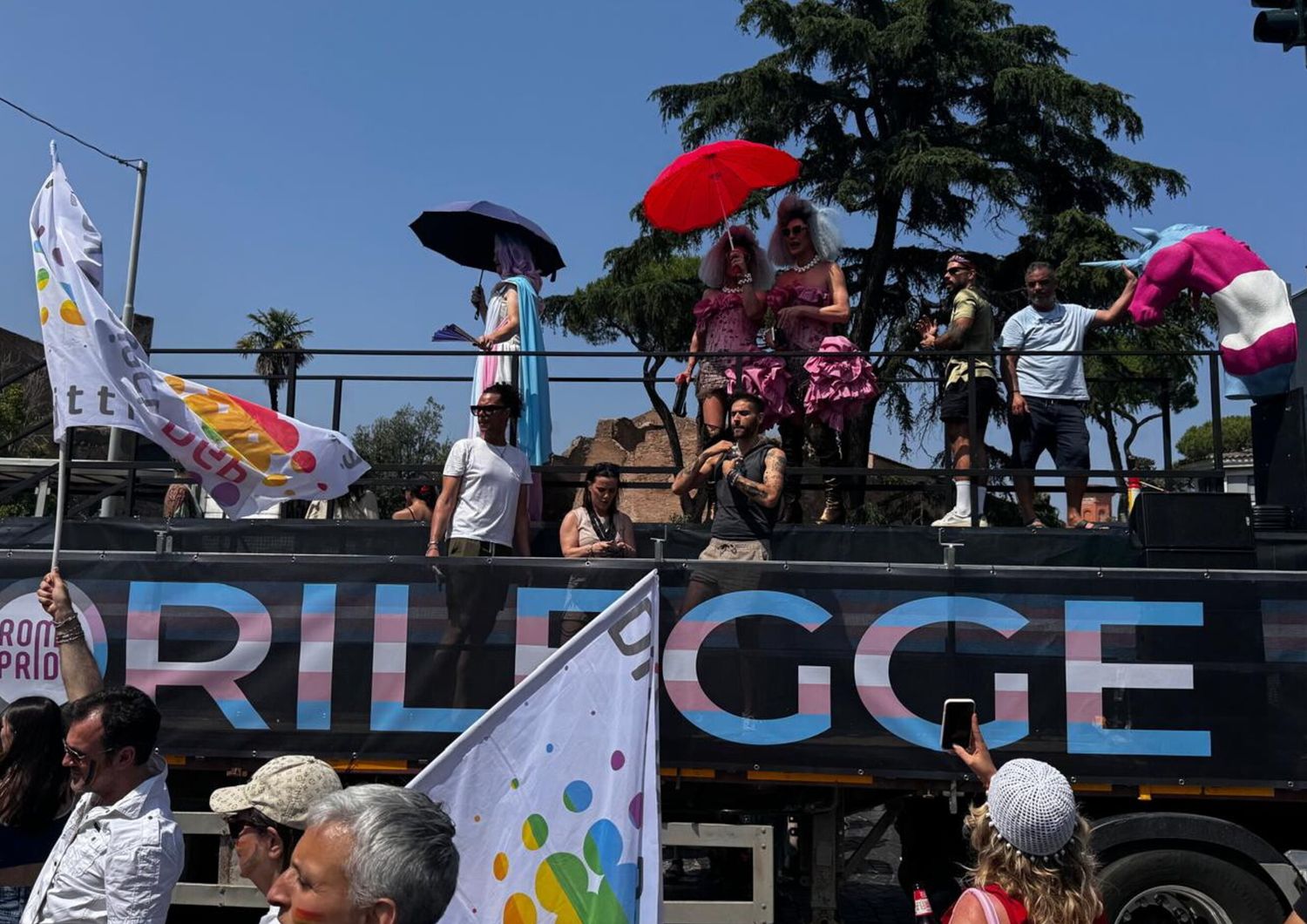 roma-pride-grande-parata-festa-diritti-lgbtqia