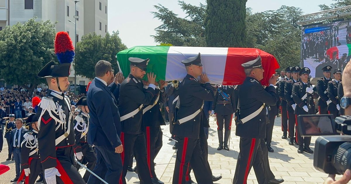 Indagati gli agenti che hanno fermato gli assassini del brigadiere