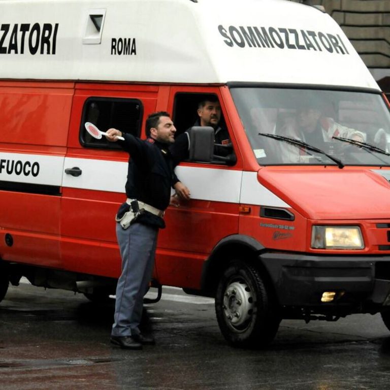 Sommozzatori dei vigili del fuoco