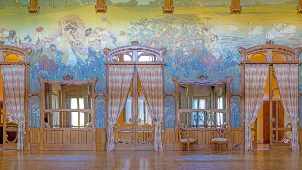 Interno di villa Igiea a Palermo