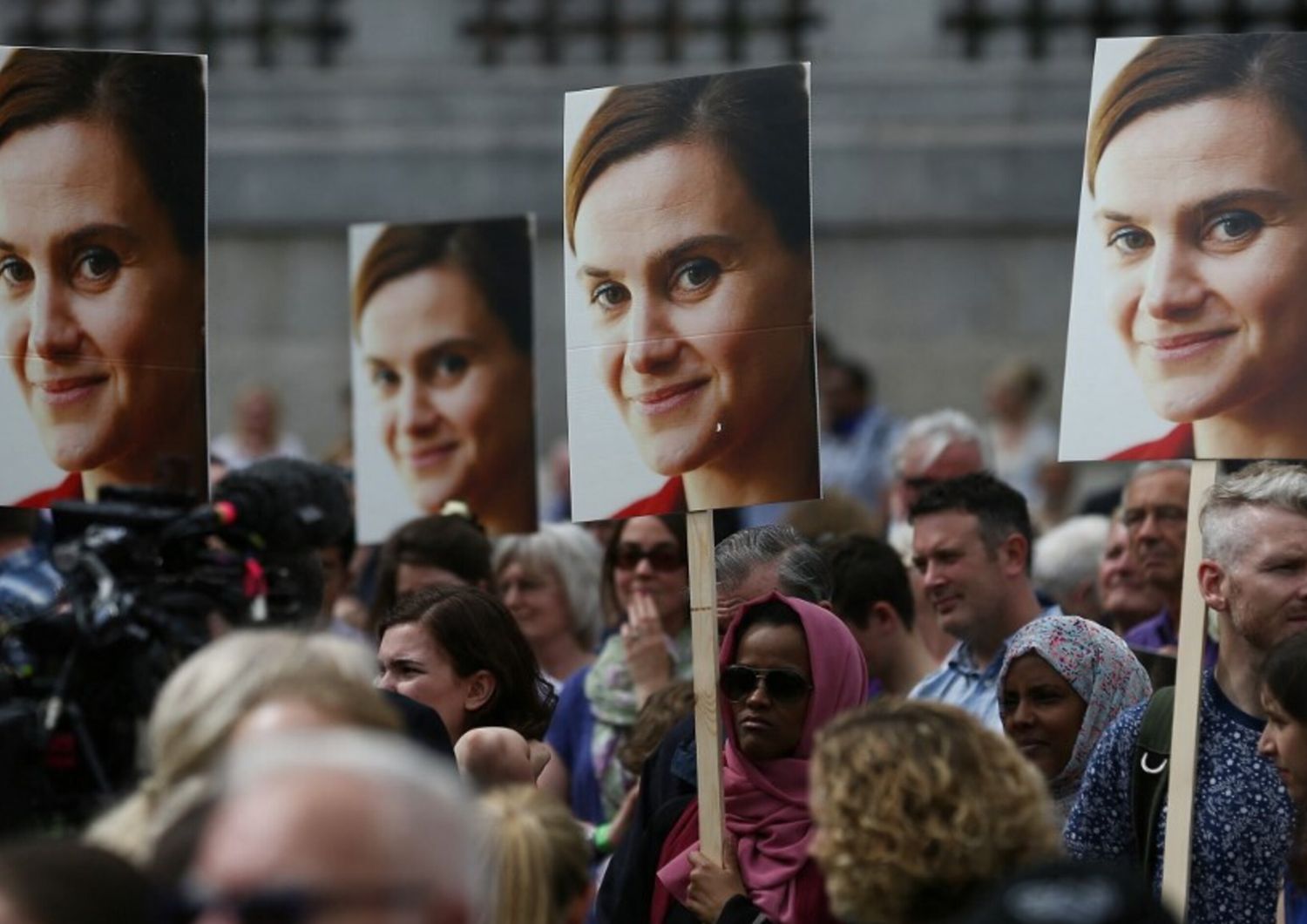 jo-cox-anniversario-starmer-g7-ricordo-brexit