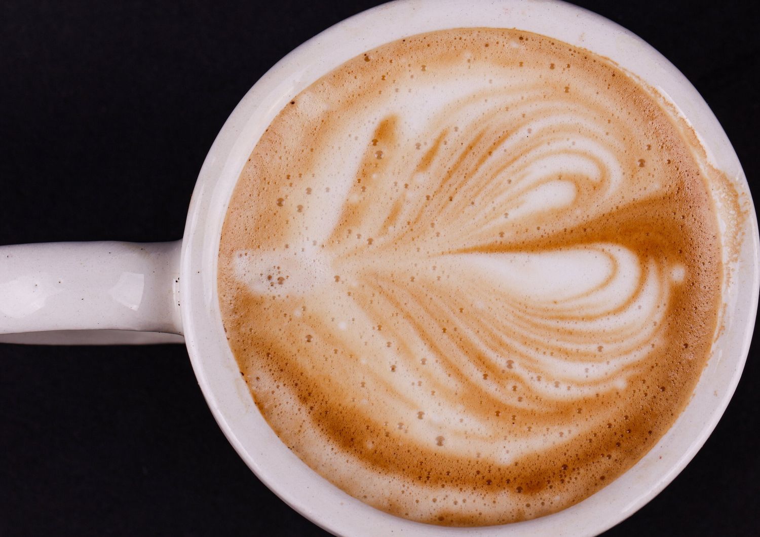 Il caffè riduce il rischio di mortalità solo se povero di zuccheri e grassi saturi