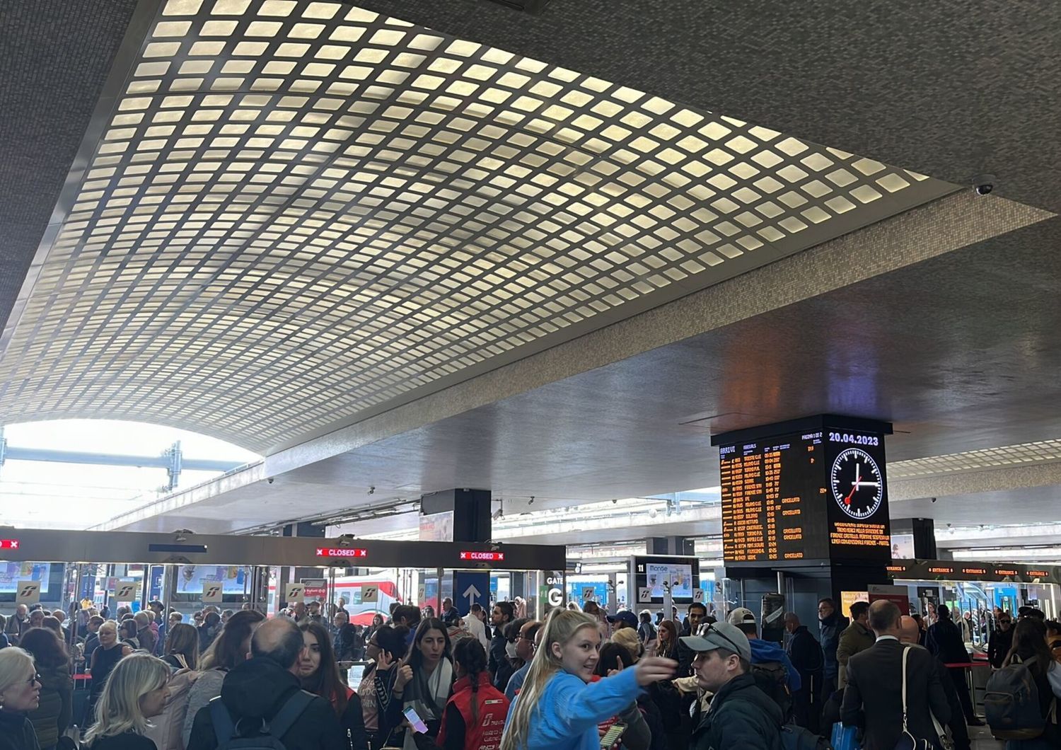Roma Termini caos pendolari