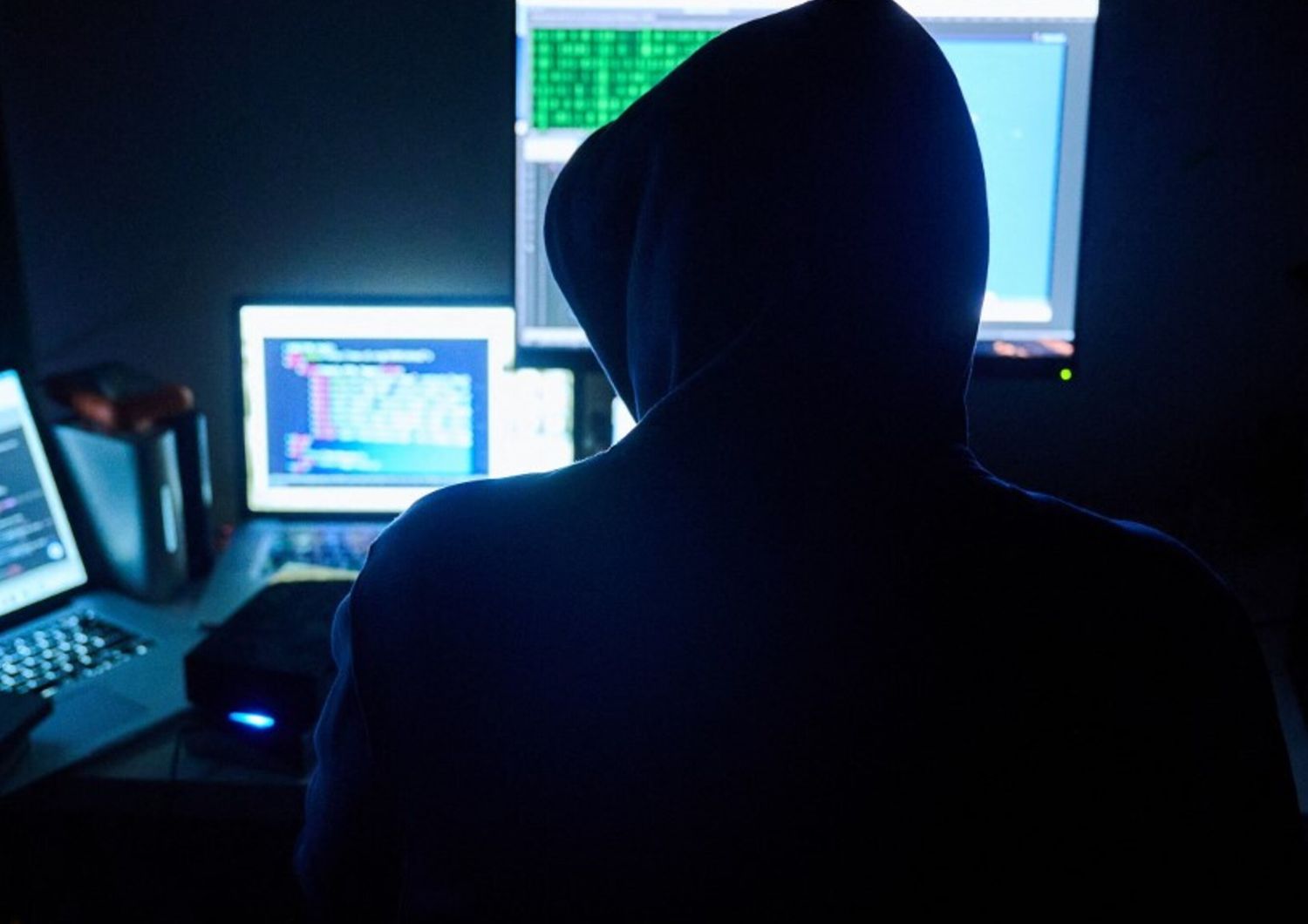 iran-blackout-internet-attacchi-informatici-israele