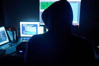 iran-blackout-internet-attacchi-informatici-israele