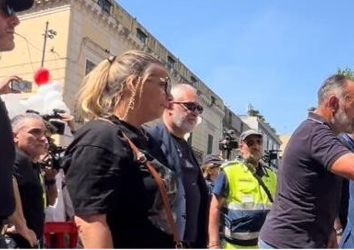 Funerali di Martina Carbonaro, la madre