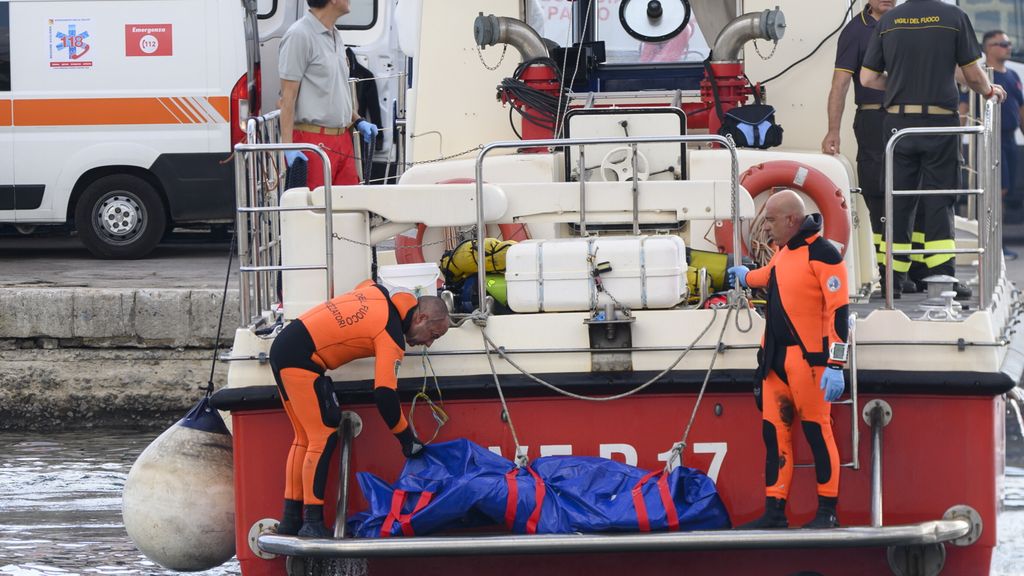 Riemerge il relitto dello yacht Bayesian. Non c'è più il maxi-albero [VIDEO]