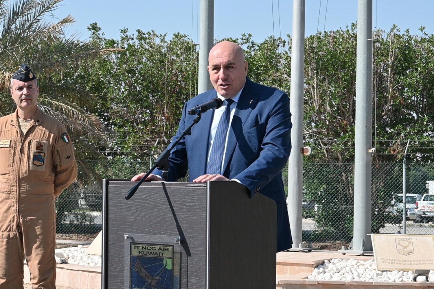 Ministro  Guido Crosetto in Kuwait