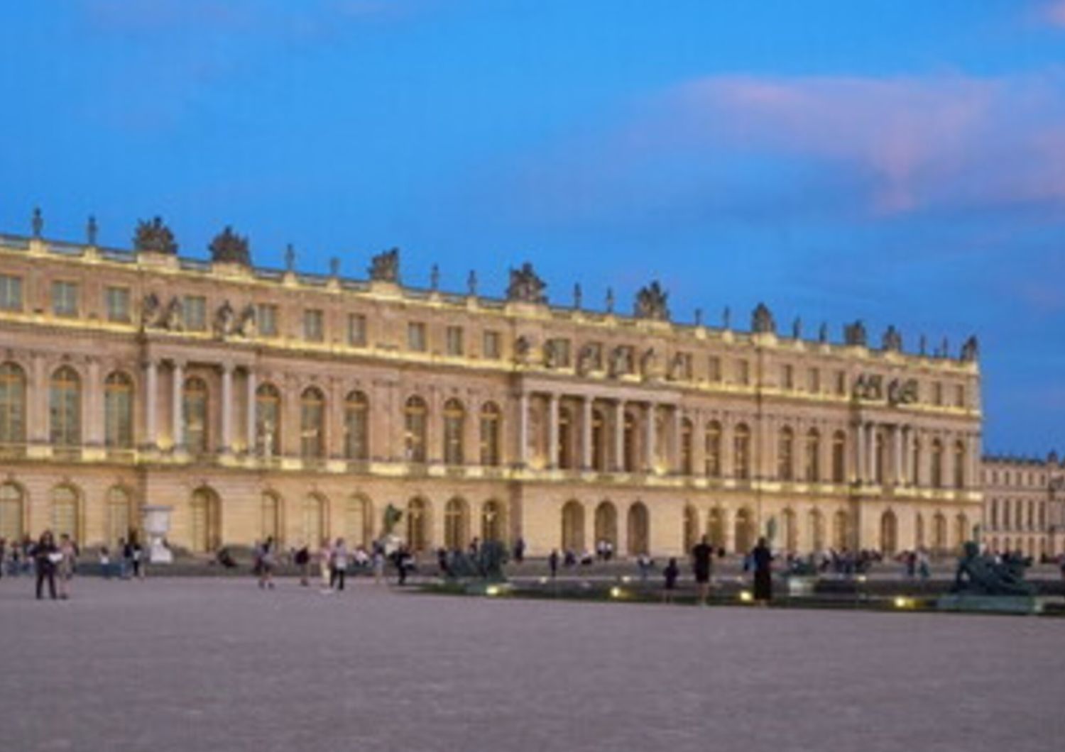 A Versailles audioguide verso l'addio. Adesso i visitatori possono conversare con le statue
