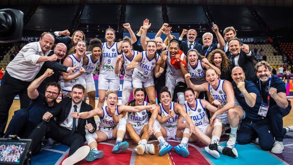 Le azzurre del basket