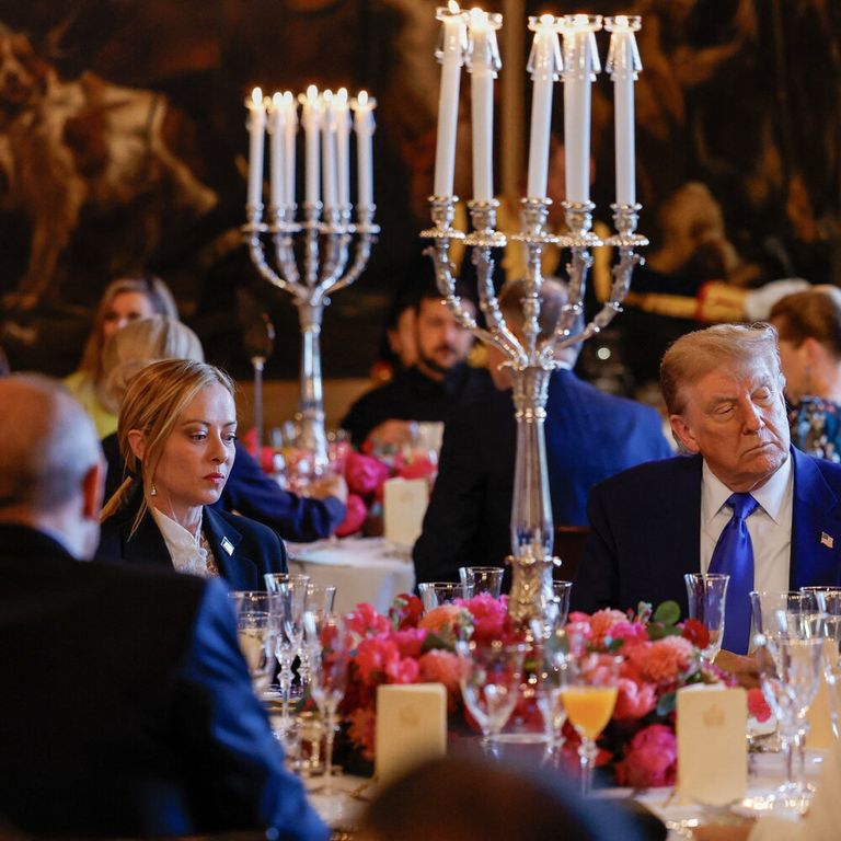 Giorgia Meloni e Donald Trump alla cena dei leader per il vertice Nato