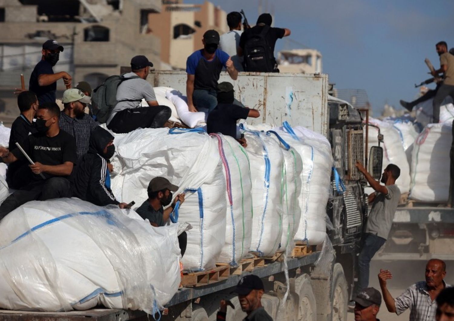 Gaza, stop aiuti umanitari