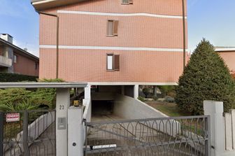 L'abitazione di Rivalta dove è stata trovata morta una donna