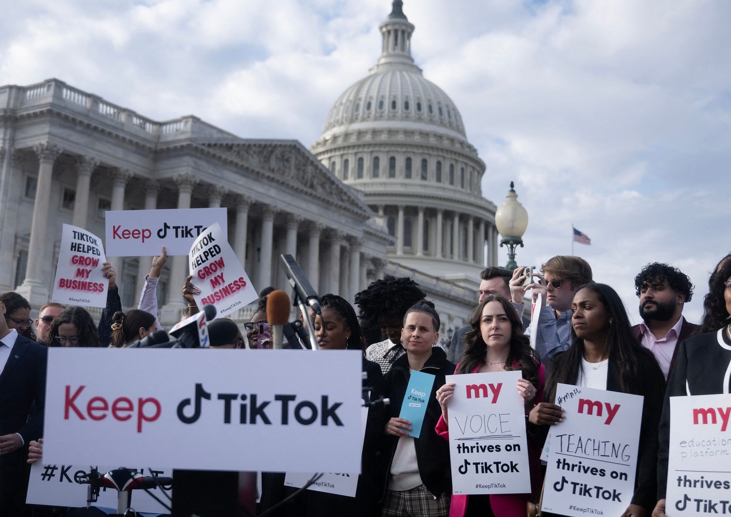 &nbsp;Manifestazione a Washington D.C. contro il divieto di TikTok, 2023