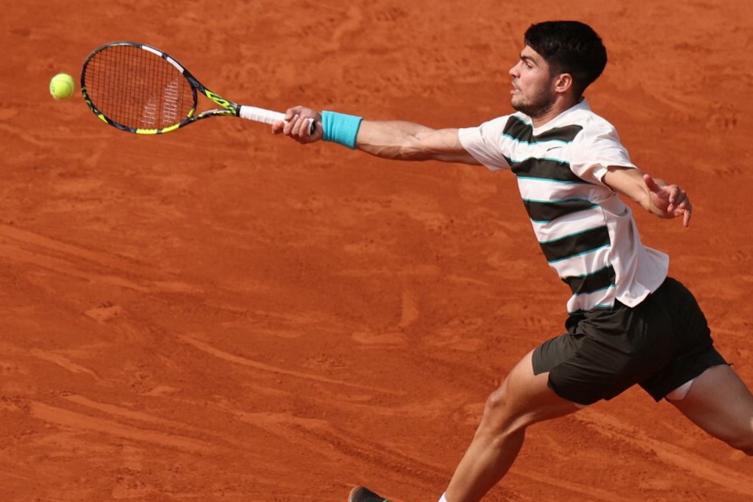 Wimbledon al via, oggi 7 italiani in campo. Il caldo è l'avversario più temuto