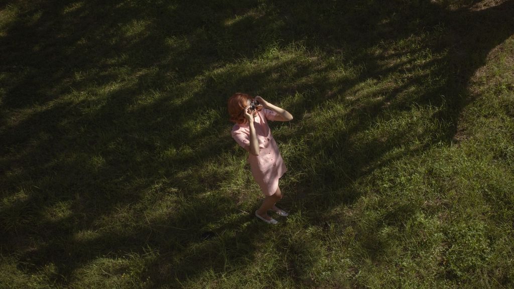 Una foto dalla nostra 'Another weeping woman' di Diana Sosnowska