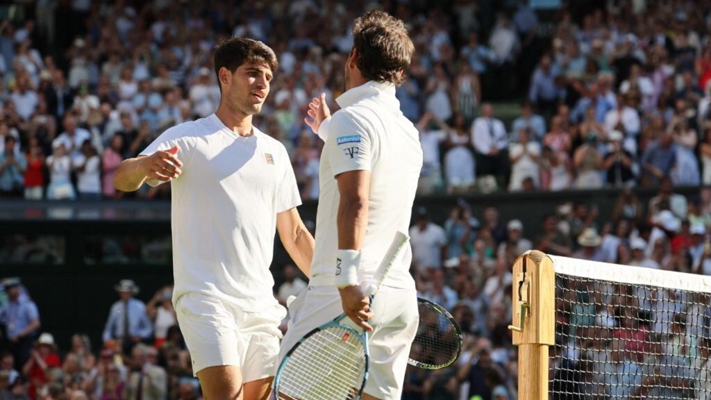 Fognini saluta Wimbledon, addio da star contro Alcaraz