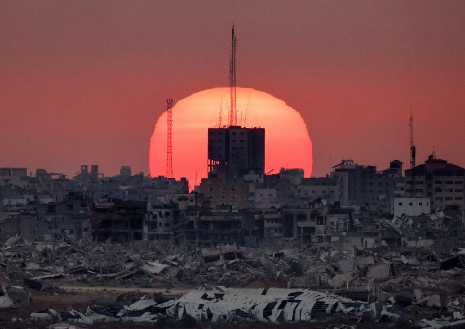 La fuga da Gaza e la denuncia contro il marito, il riscatto di Fatima parte da Milano