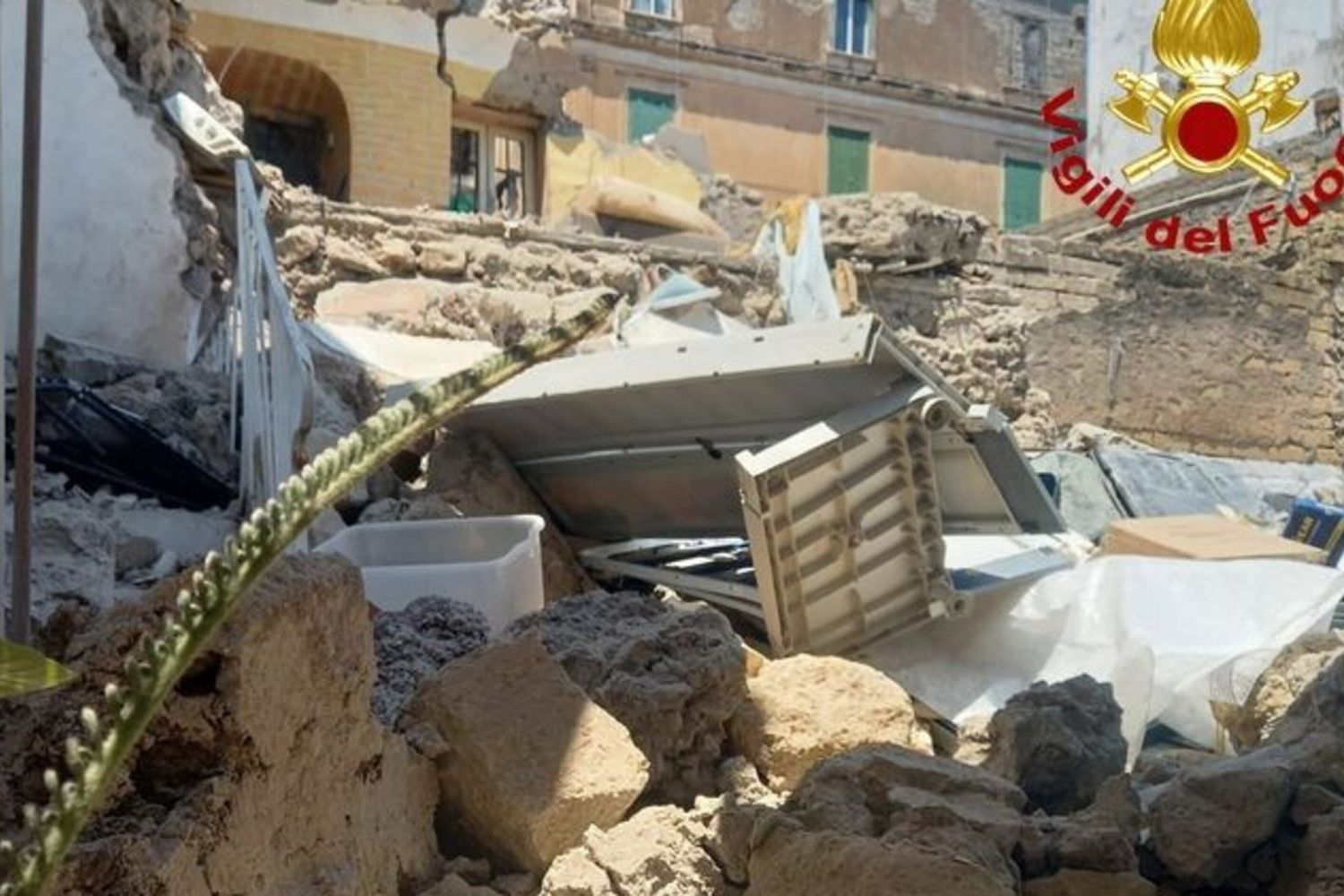 Esplosione a Torre del Greco