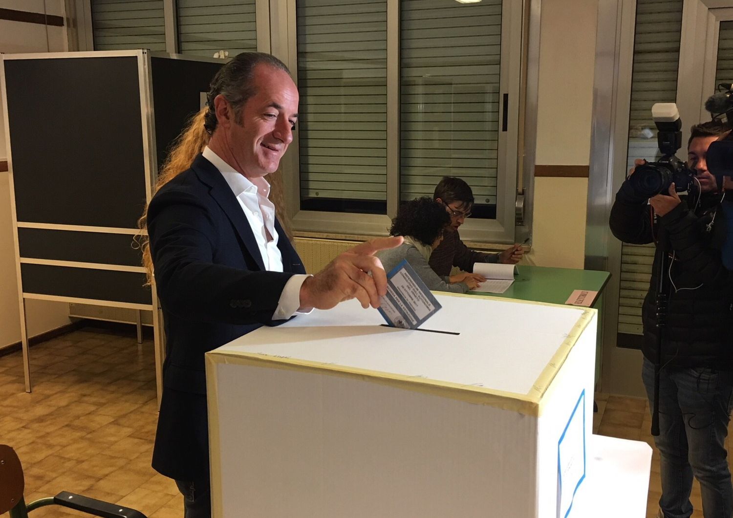 &nbsp;Luca Zaia, al voto per il referendum Lombardia e Veneto