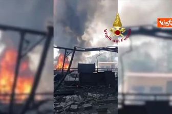 Esplosione in un distributore di carburante in zona Casilino, a Roma, 21 i feriti