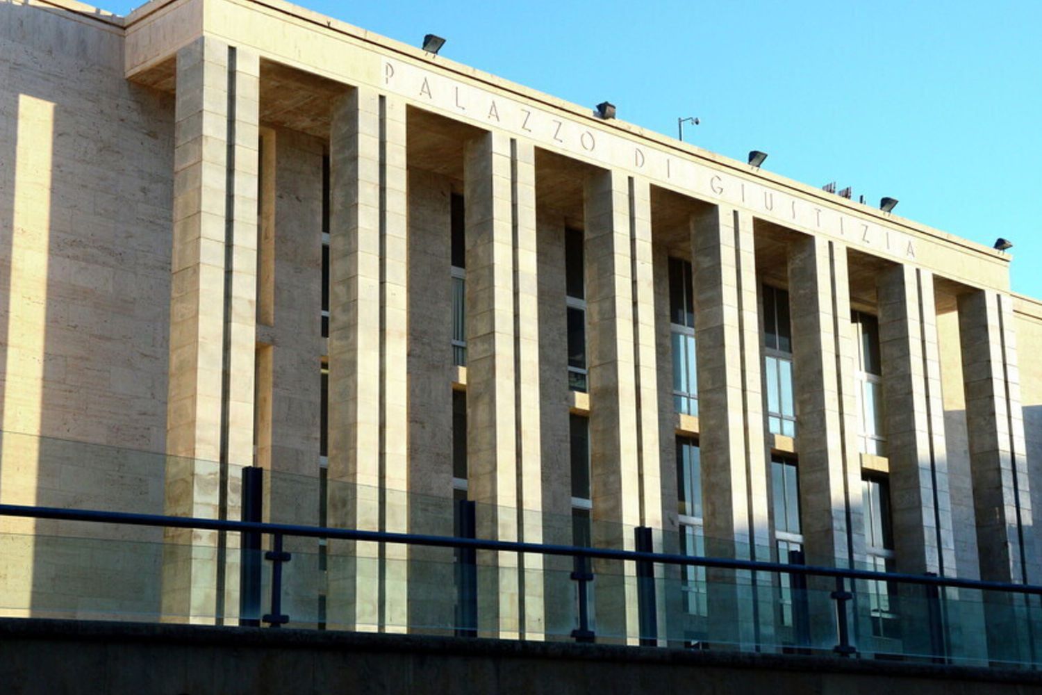 Il Tribunale di Palermo