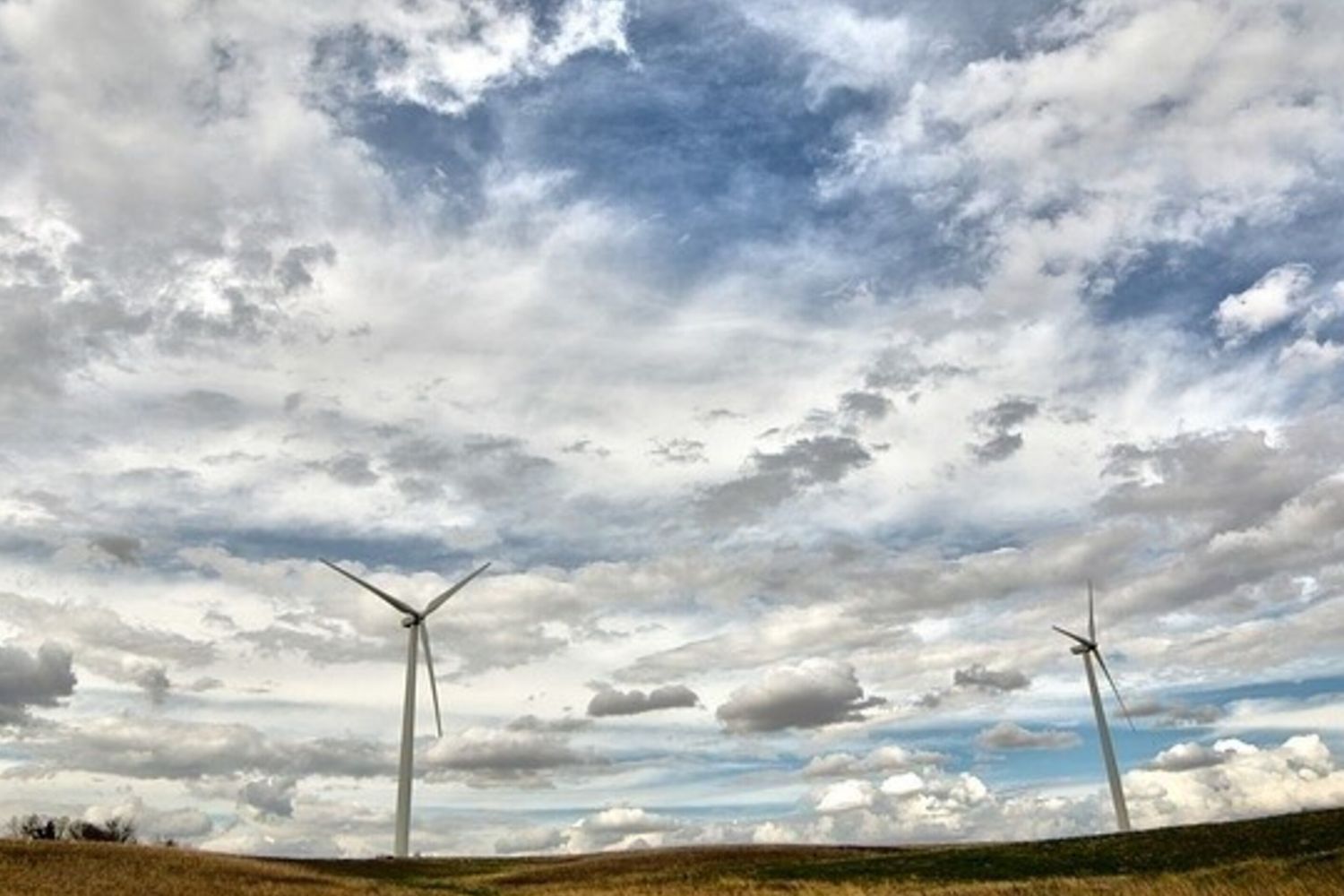 Sabotato il parco eolico di Monte Giogo nel Mugello