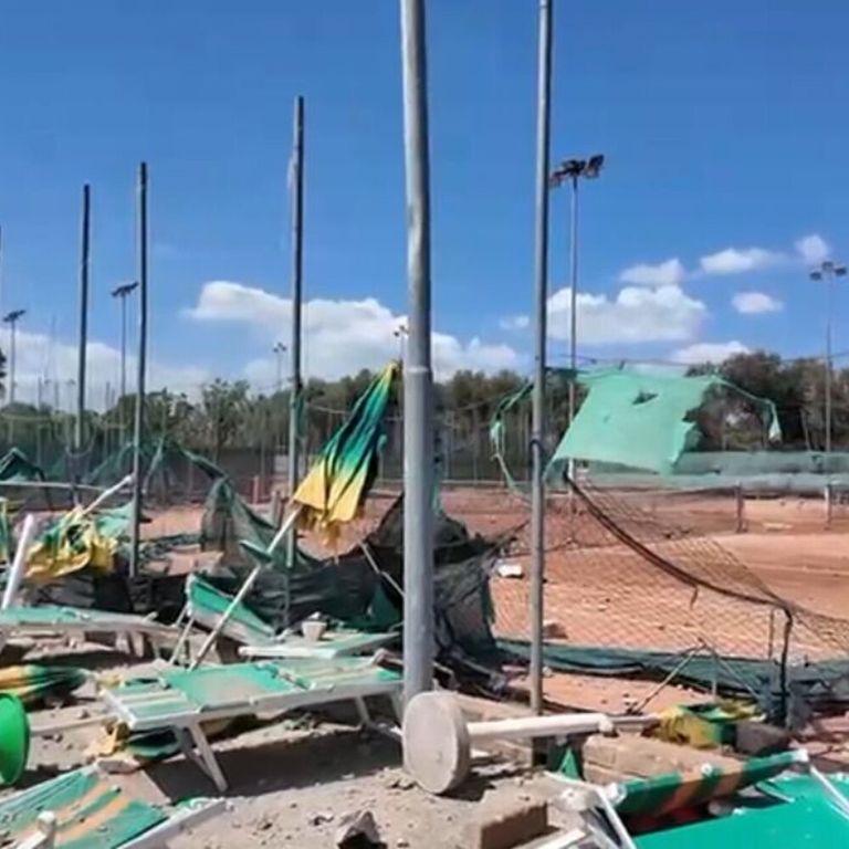 Ecco come l'esplosione del distributore Gpl a Roma ha ridotto la polisportiva Villa De Sanctis [VIDEO]
