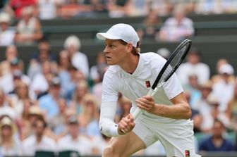 Sinner in semifinale a Wimbledon