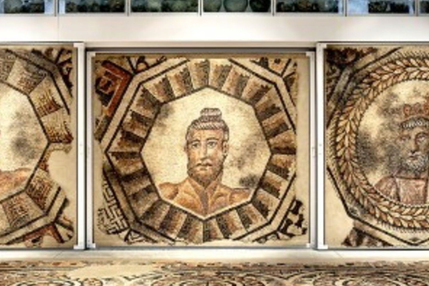 I mosaici con busti di atleti provenienti dallo scavo delle Grandi terme