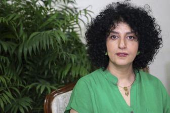 La Nobel per la Pace Narges Mohammadi minacciata di morte da Teheran