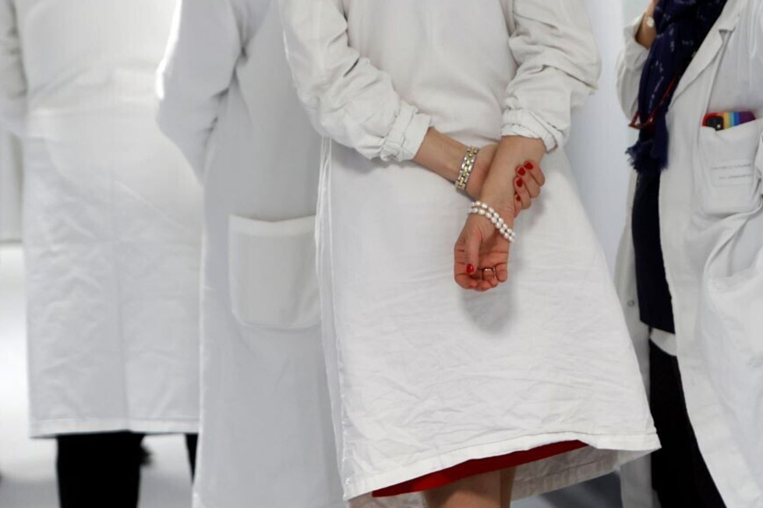 Abusi e stalking all'ospedale di Piacenza, arrestato un primario