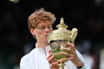 Sinner re di Wimbledon