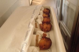 A Gallipoli i neonati lavati con acqua scaldata nel microonde