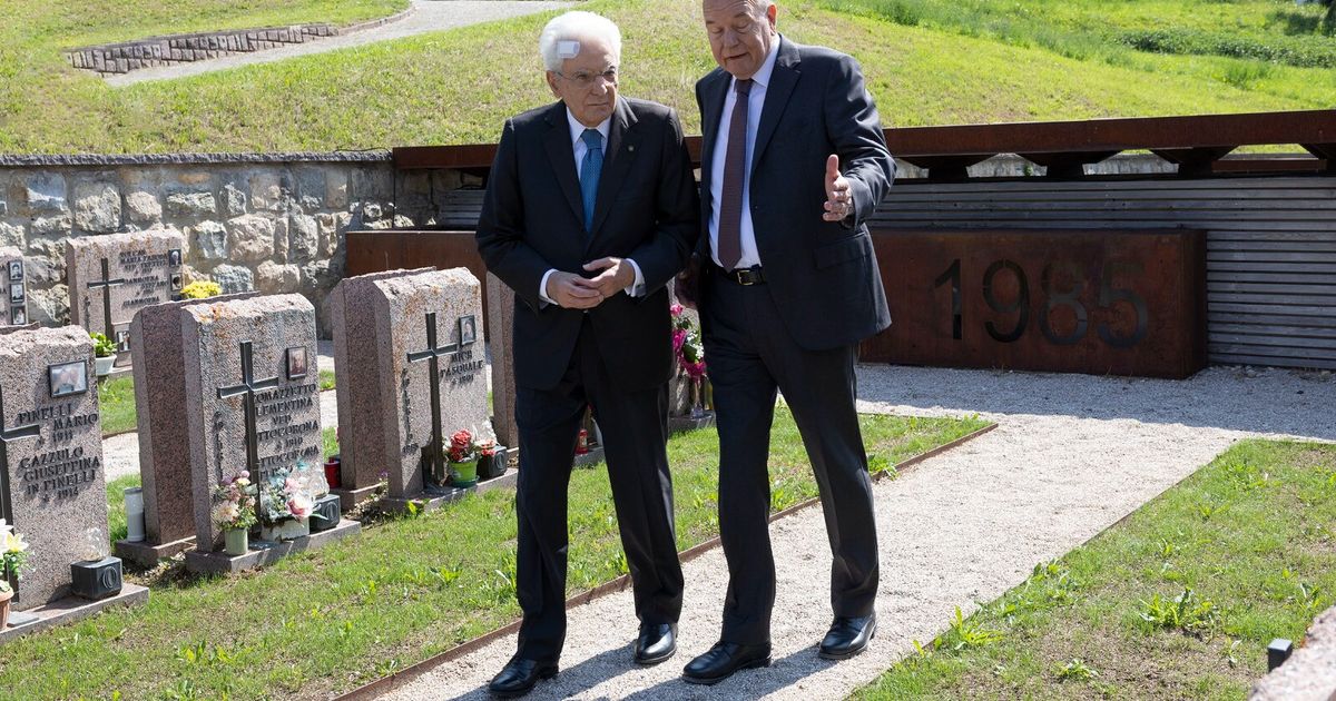Mattarella a Stava con vistoso cerotto sulla fronte