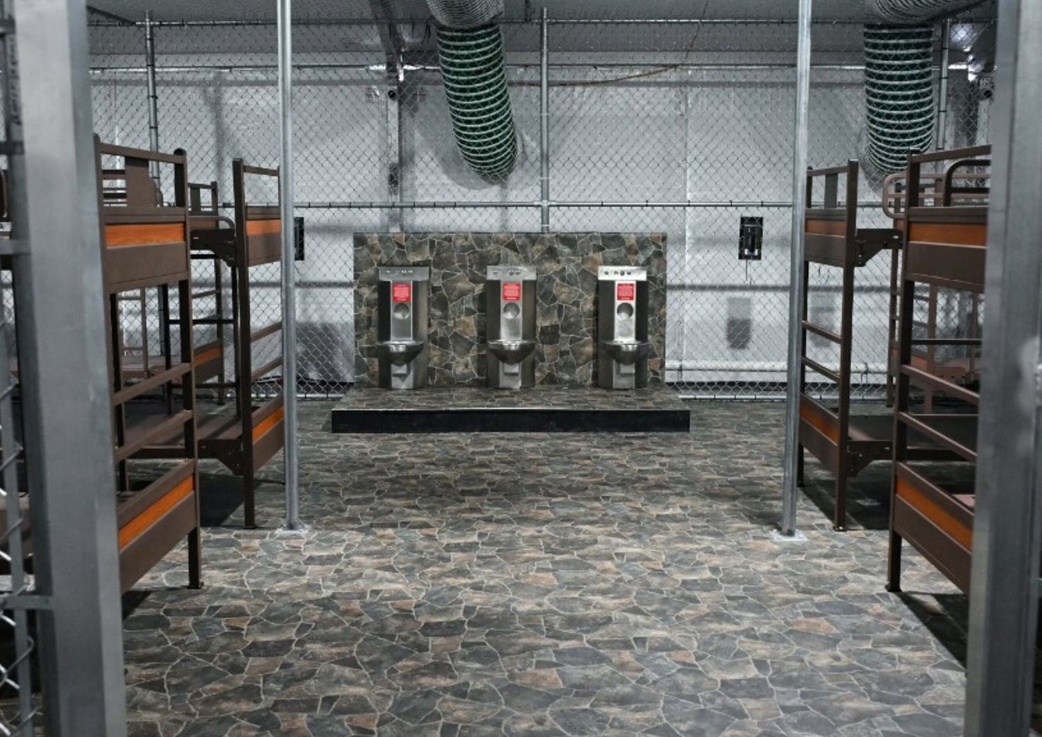 Il centro di detenzione per migranti "Alligator Alcatraz"