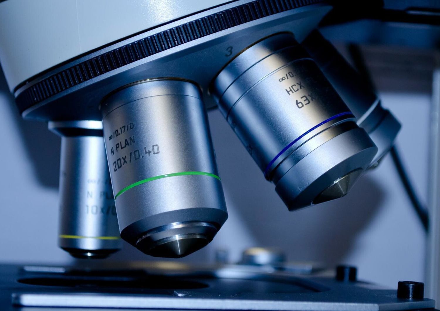 Un microscopio