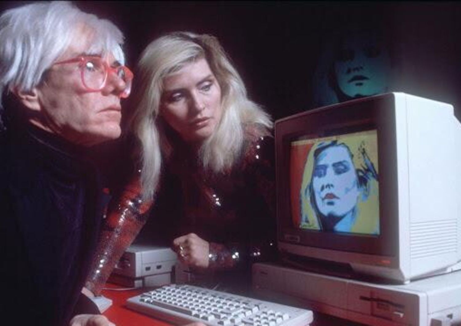 amiga 1000 warhol arte evento commodore paint disegno blondie