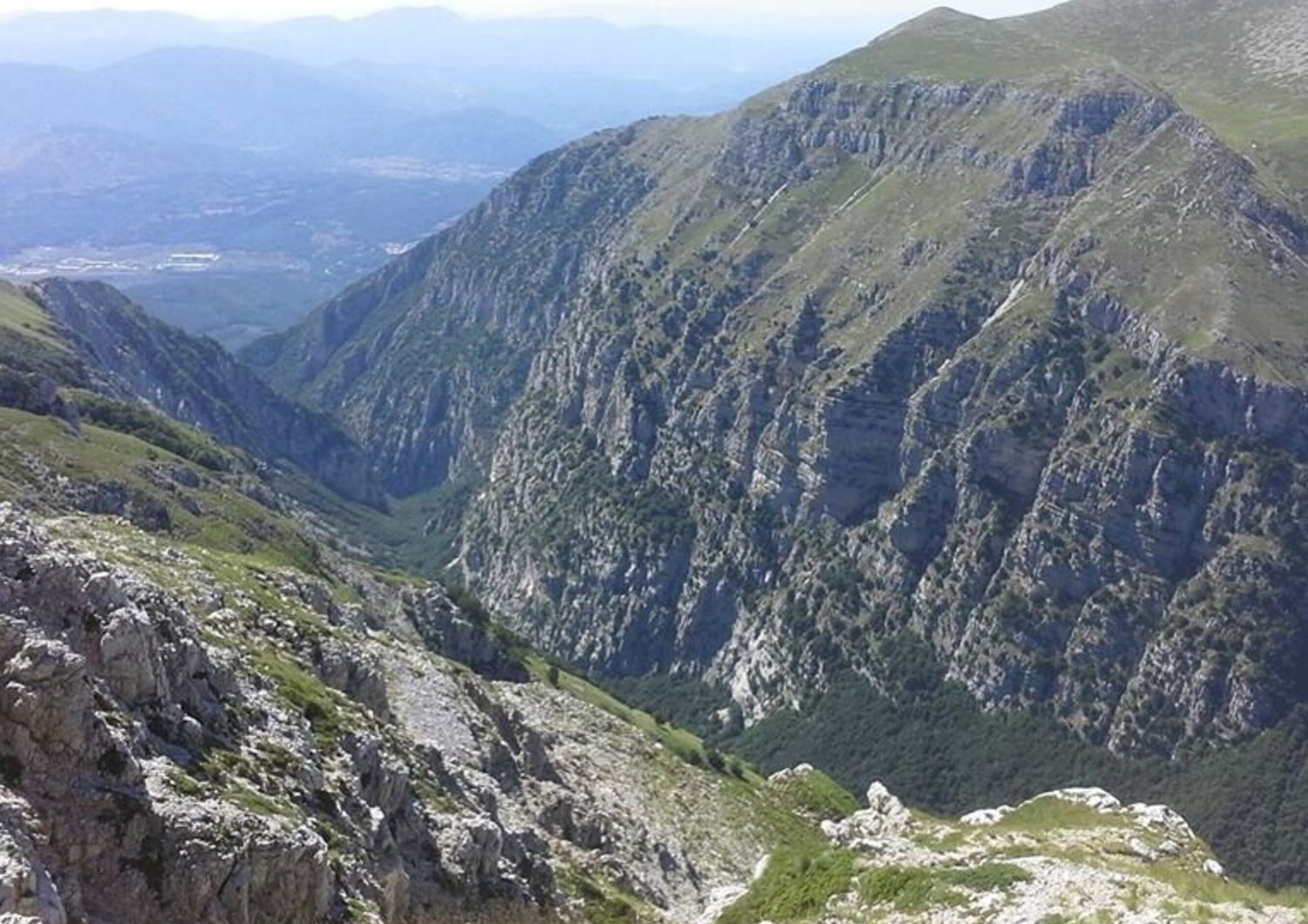 Appennino montagne colline