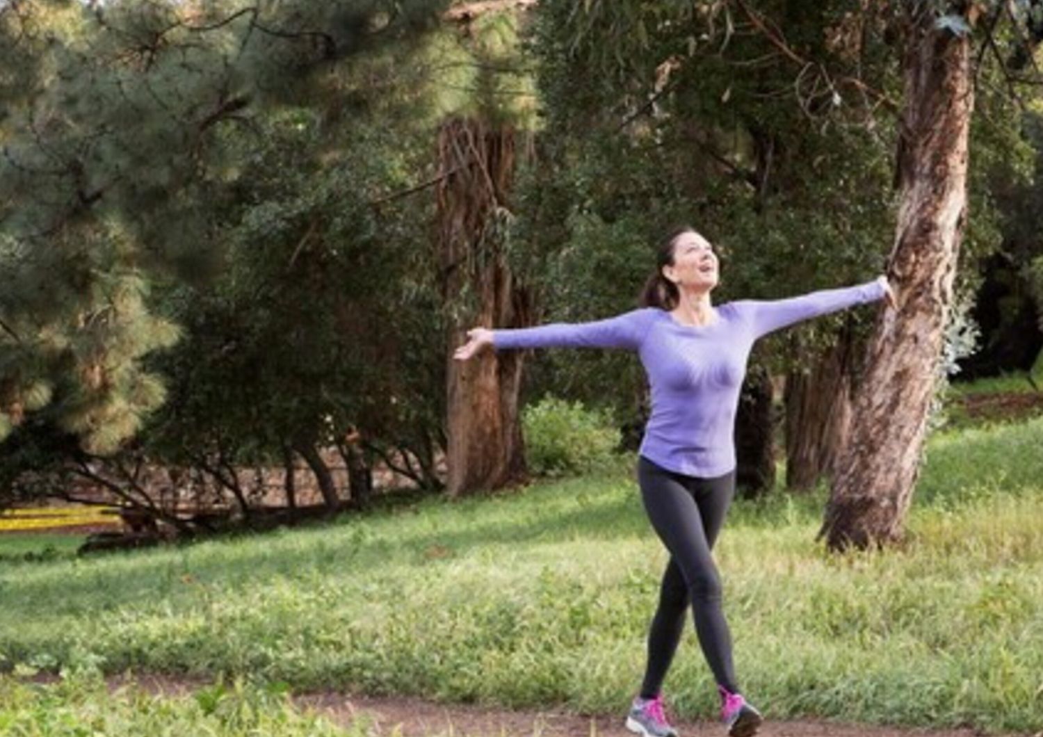 Camminare parco jogging (Agf)
