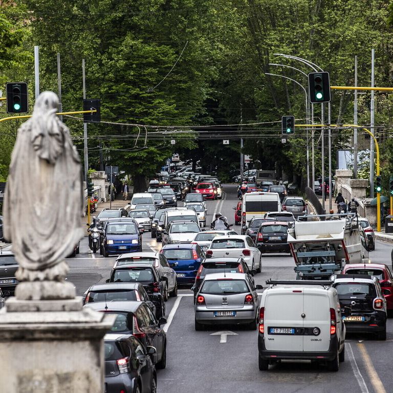 Traffico sulla Nomentana, Roma