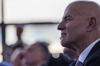 Eni, conti solidi. Descalzi: &quot;Secondo trimestre eccellente&quot;