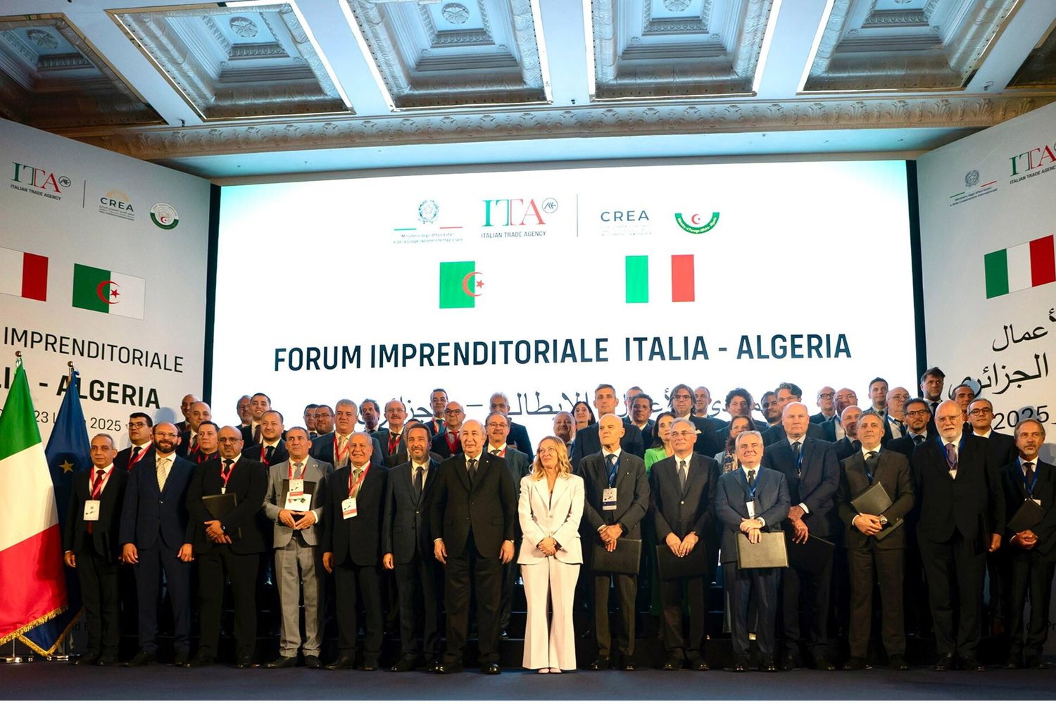 Italie-Algérie: plus de 40 accords signés à Rome pour une "nouvelle belle page d'histoire commune"