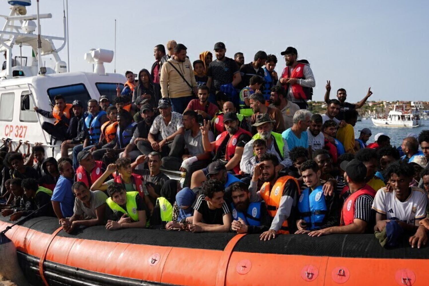 Pour Grandi de l'Onu, la situation est critique pour les migrants. Le Plan Mattei doit devenir européen