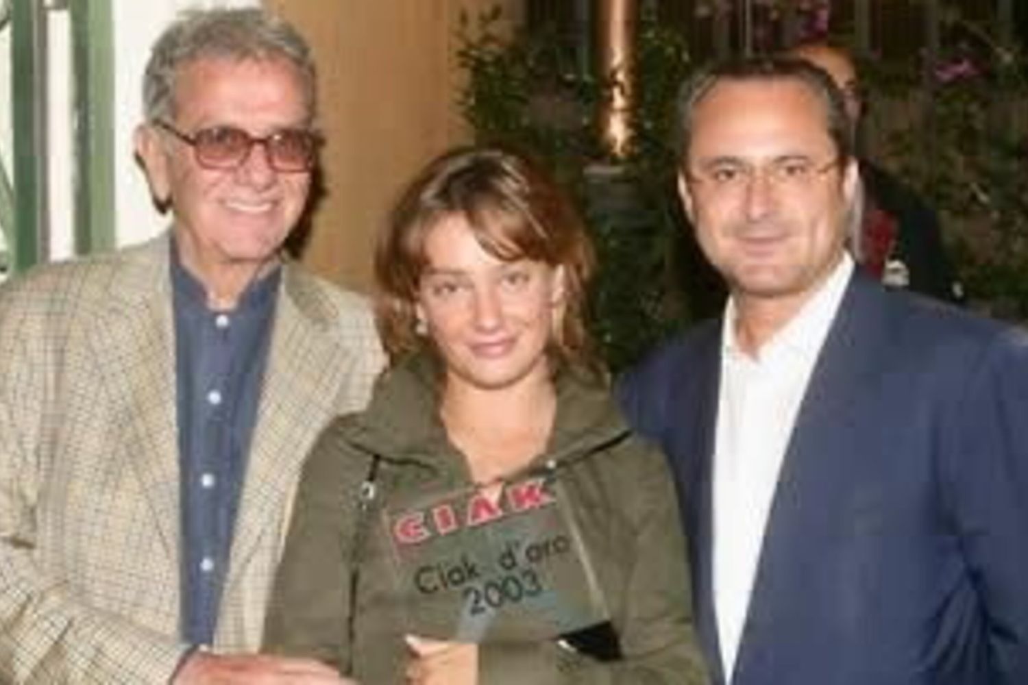Enrico Lucherini con Giovanna Mezzogiorno e Saverio Ferragina