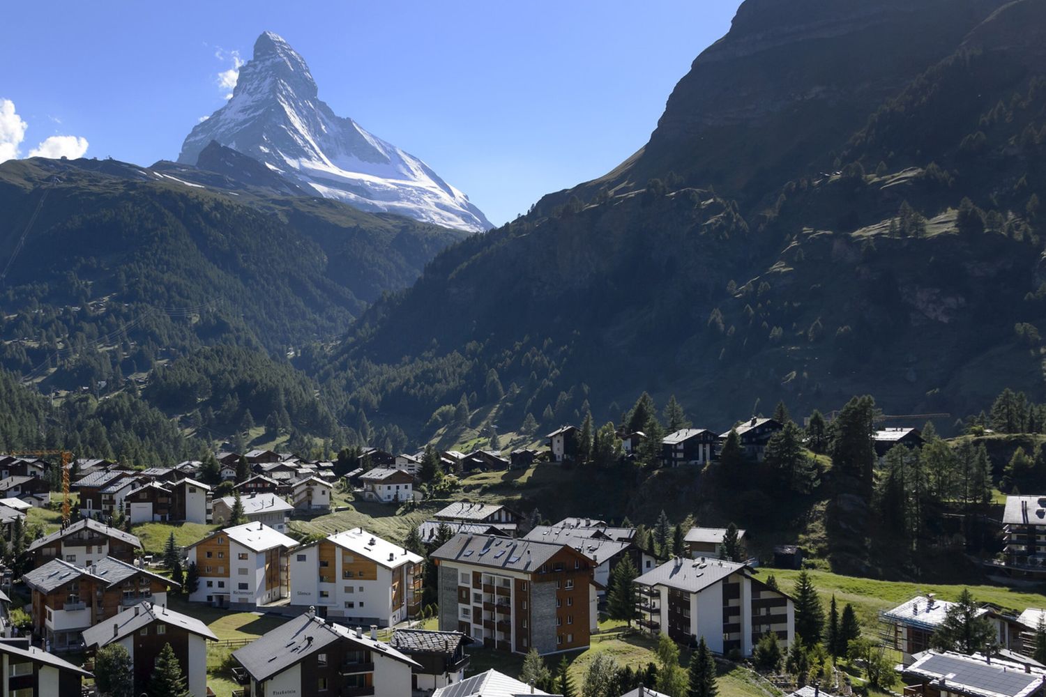 Il Cervino è la "montagna" di Zermatt, emblema della Svizzera, conferisce a Zermatt in ogni stagione il suo cachet unico al mondo (foto Afp)