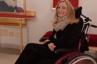 Morta in Svizzera Martina Oppelli. Era affetta da sclerosi multipla