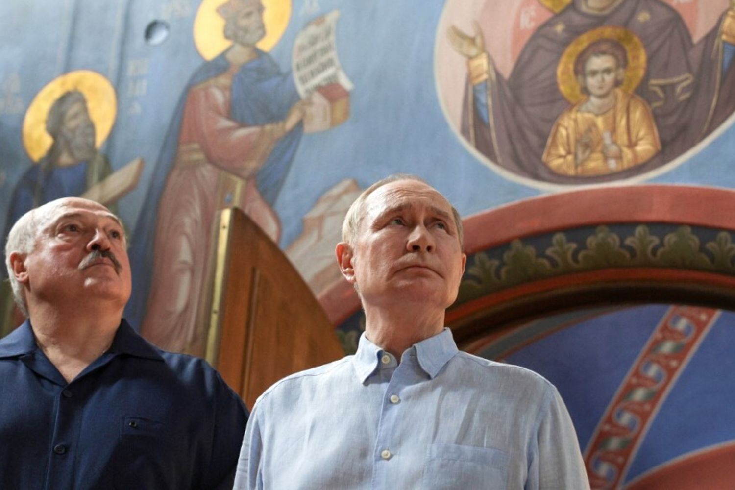 Putin, "pronti a compromessi per la pace ma servono calma e riservatezza nei negoziati"