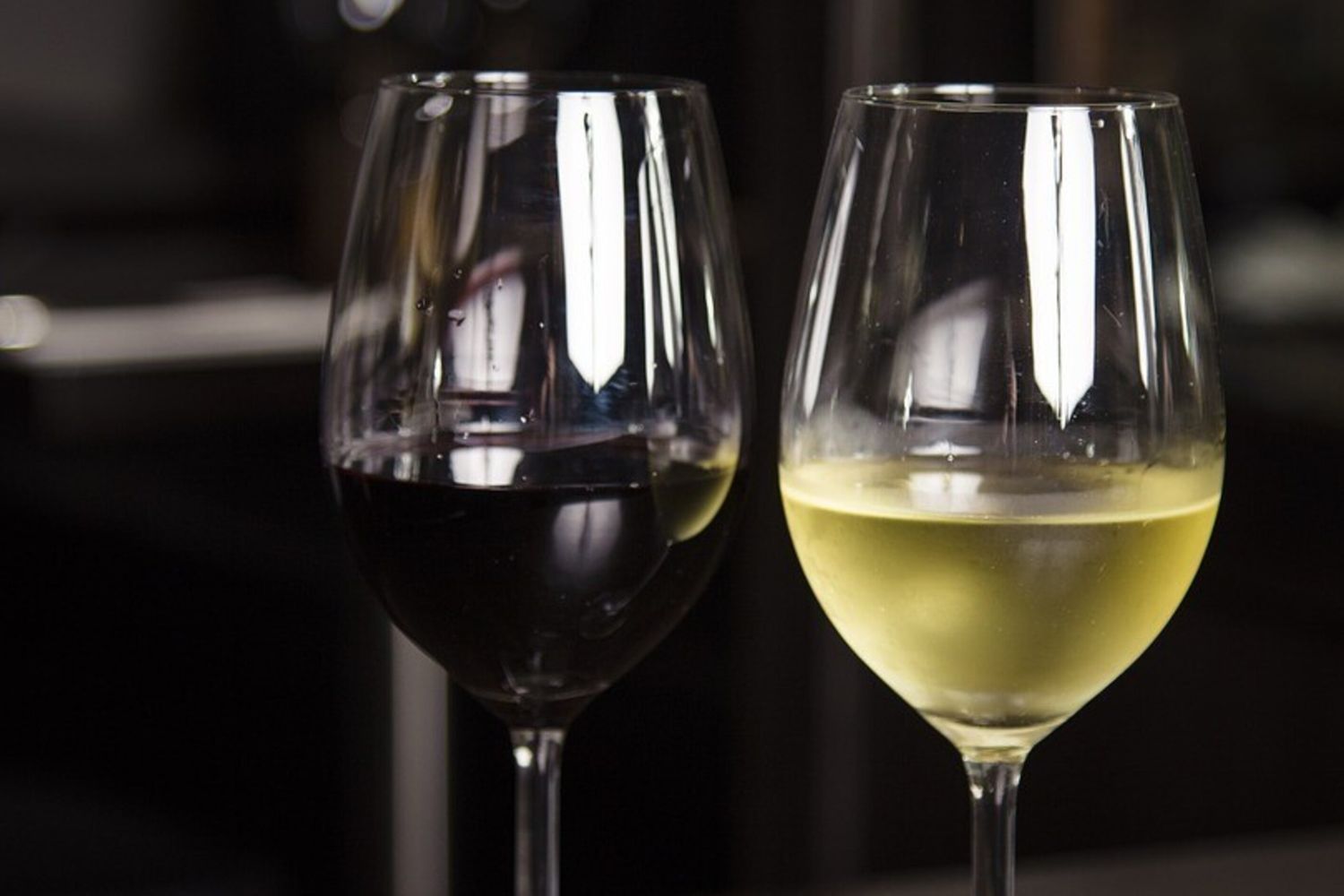 vino rosso bianco - pixabay